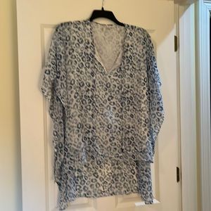 In time for football season this tunic top is sure to be a hit